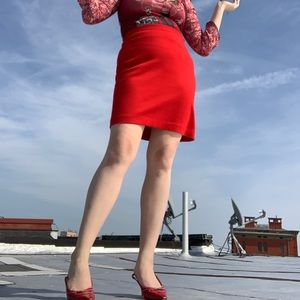 Medium cherry red vintage 90s knit skirt